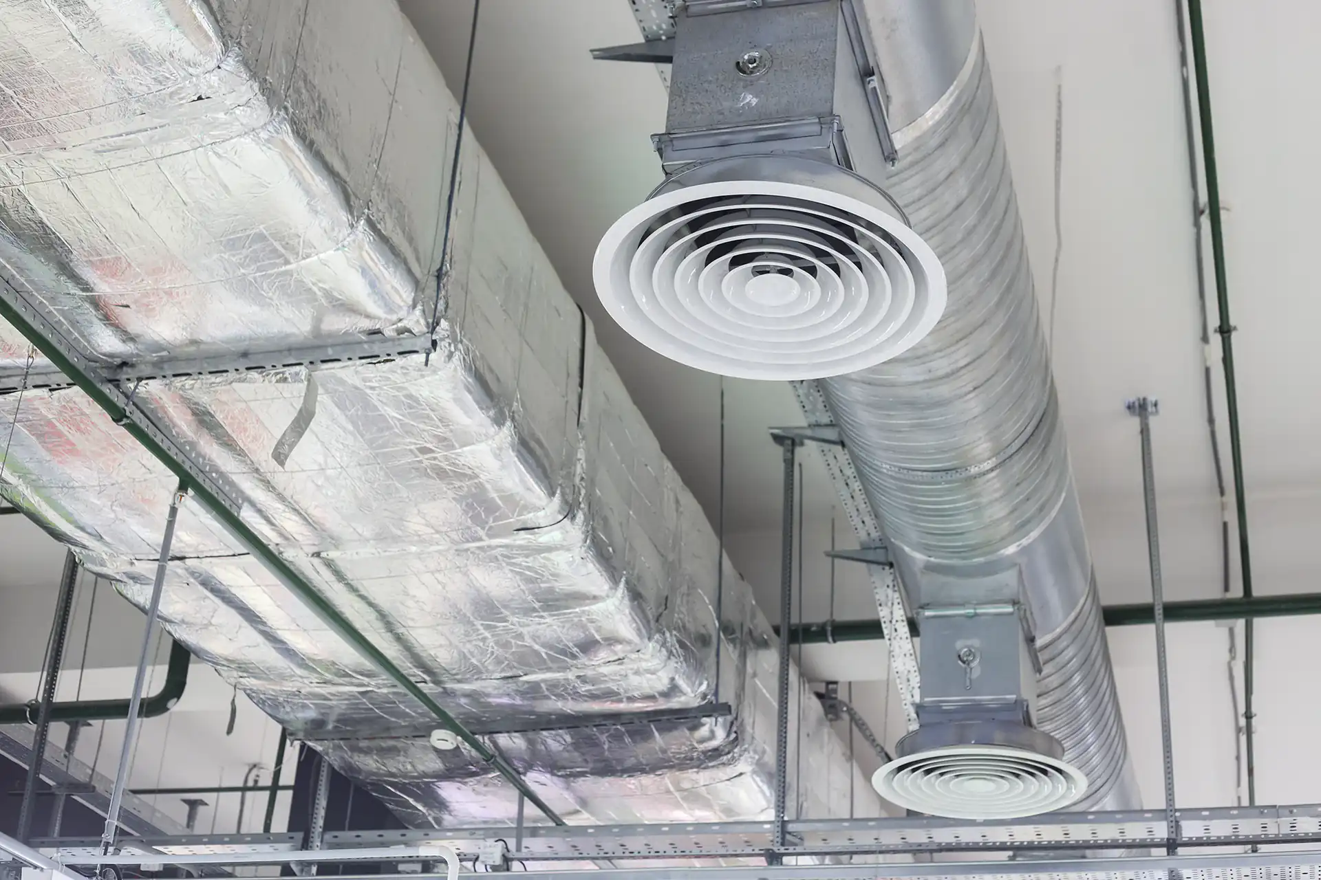 Air ventilation system to ensure a good circulation